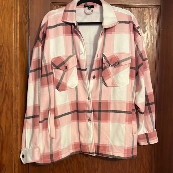 Jacket, Pink Plaid, Pretty Little Thing, Size 16, NWOT (never worn) SO SOFT❣️ - Picture 1 of 14